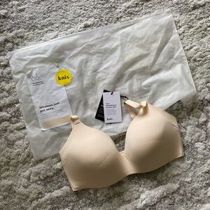 KNIX Wingwoman Contour Bra (BNIB)